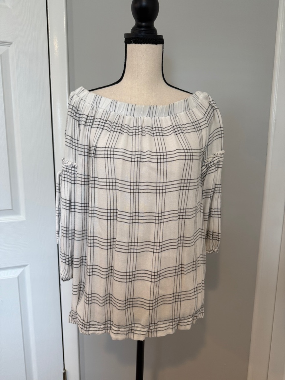 Max Studio White Plaid Off-Shoulder Peasant Top